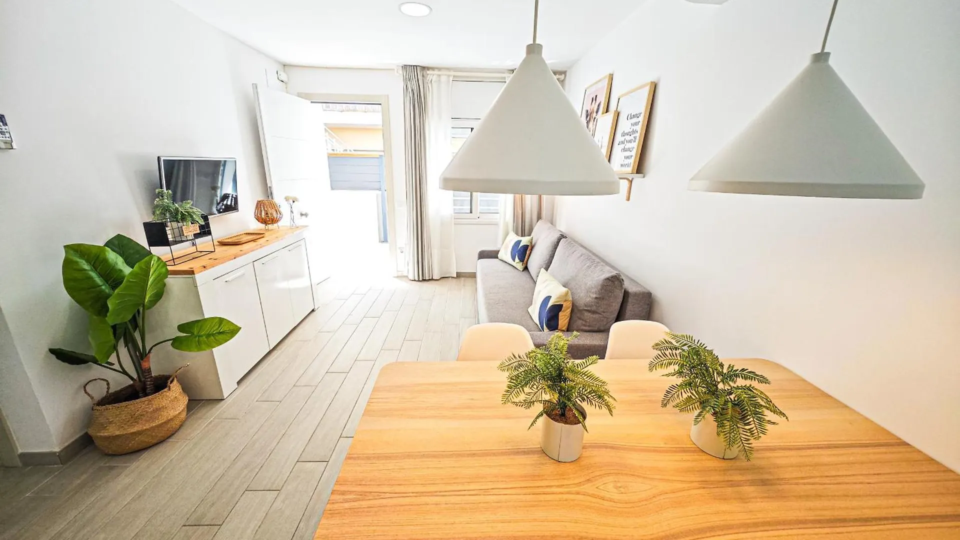 Jardin Babilonia Only Adults Apartment Salou